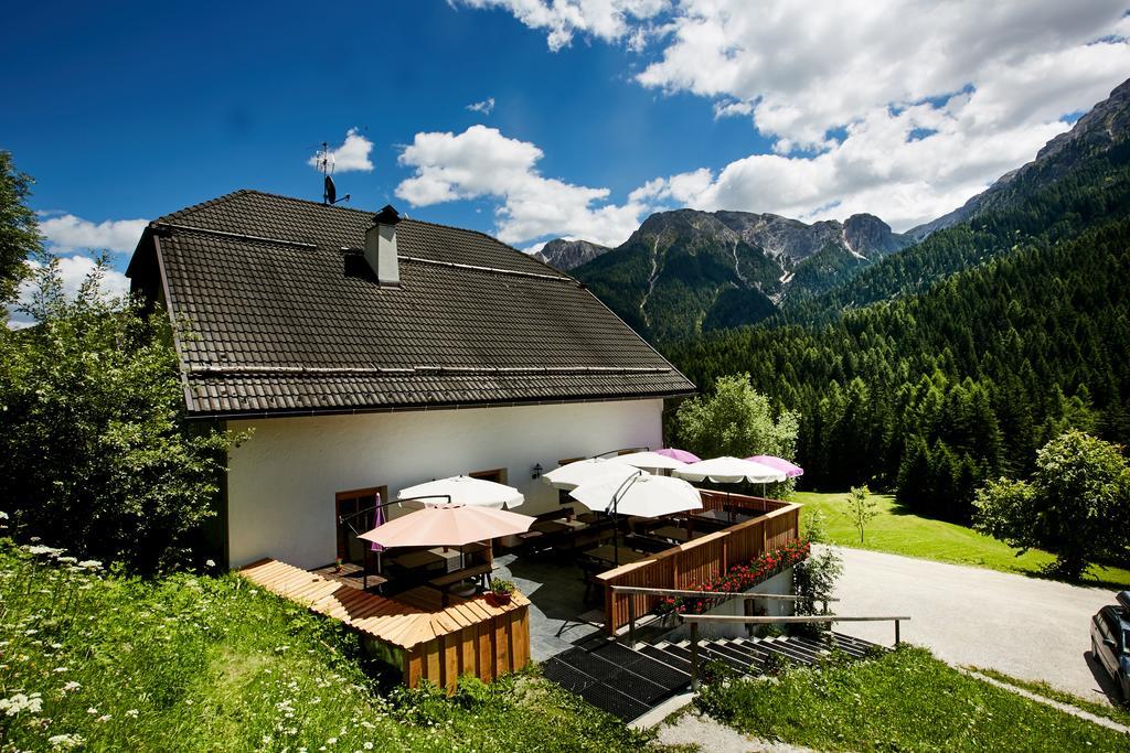 Berggasthof Trattes Olang Exterior photo